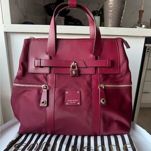 Henri Bendel Jetsetter Convertible Backpack – Burgundy
